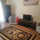 Timpuri Noi, garsoniera